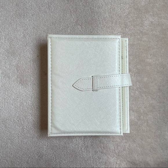 Earrings portable holder - book for storage, display, or travel! Holds 48 pairs! - Picture 3 of 5